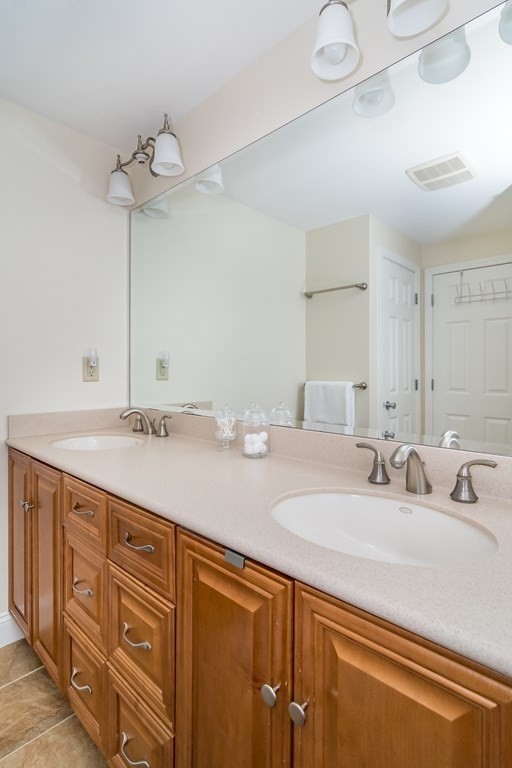 15 River Glen Road Wellesley, MA 02481 - Photo 17 of 22