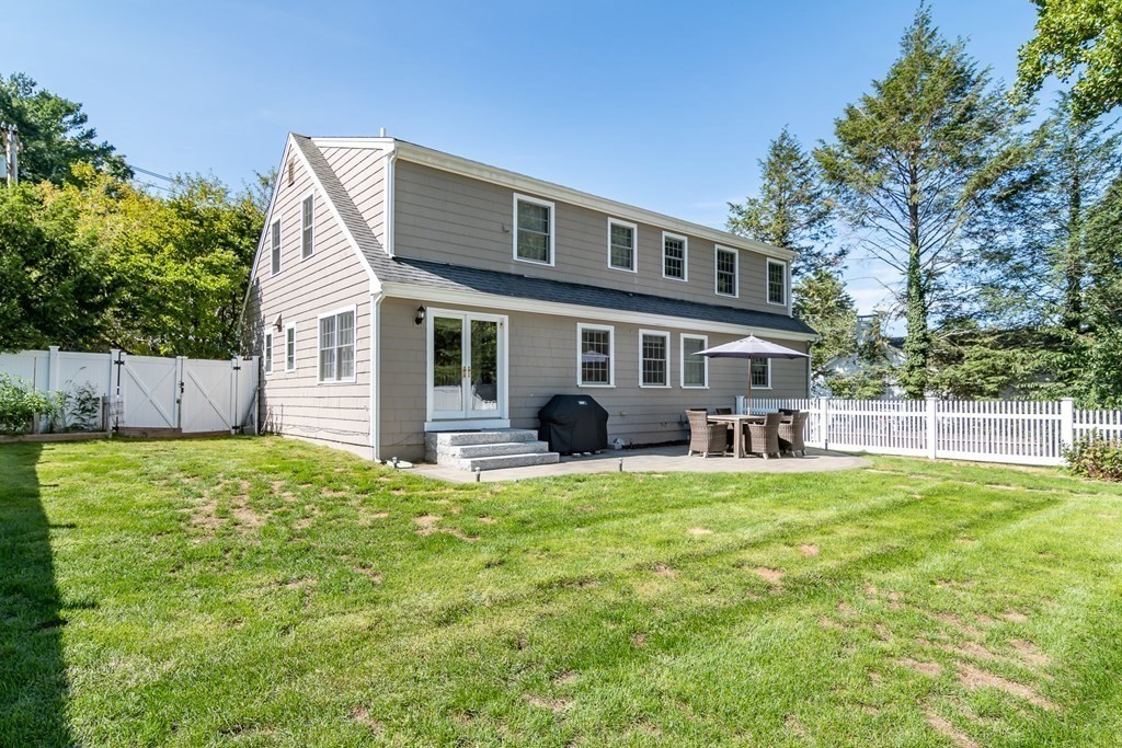 15 River Glen Road Wellesley, MA 02481 - Photo 20 of 22