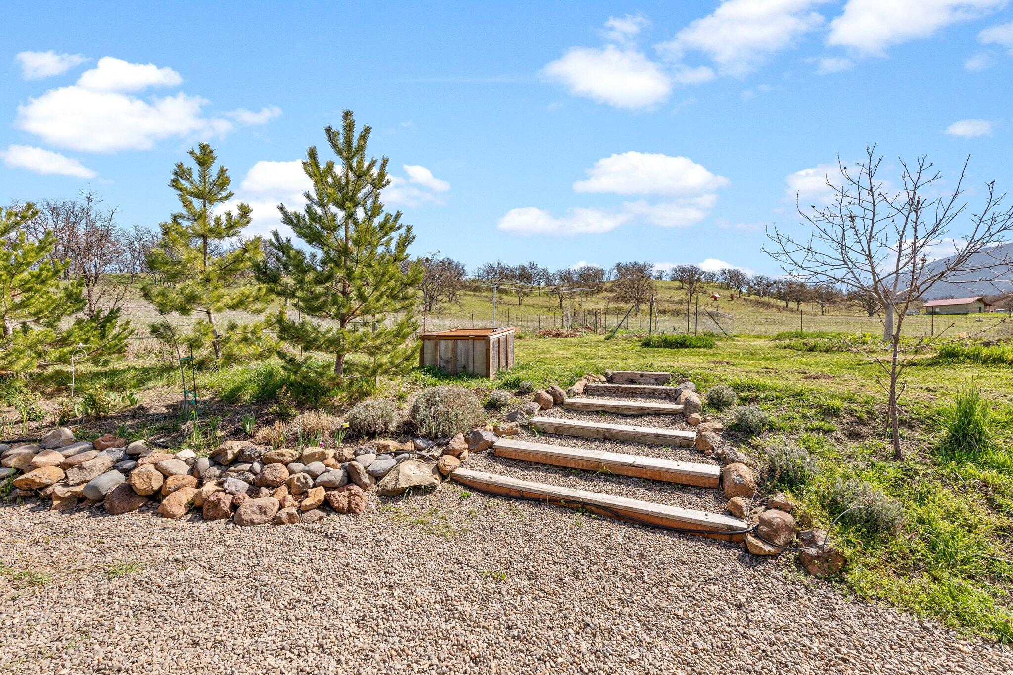 170 Emigrant Lake Road Ashland, OR 97520 - Photo 52 of 86 54-web-or-mls-IMGL4661