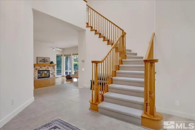 a view of entryway and hall