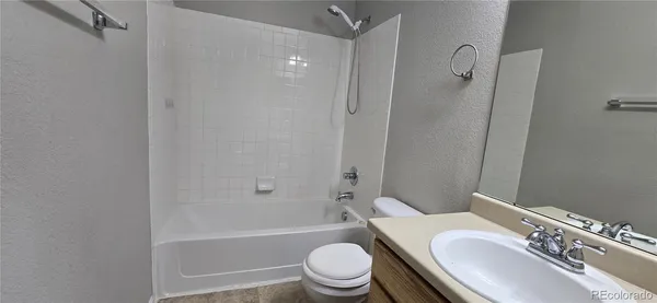 $2,500 | 832 Sunrise Drive, Lochbuie, CO 80603