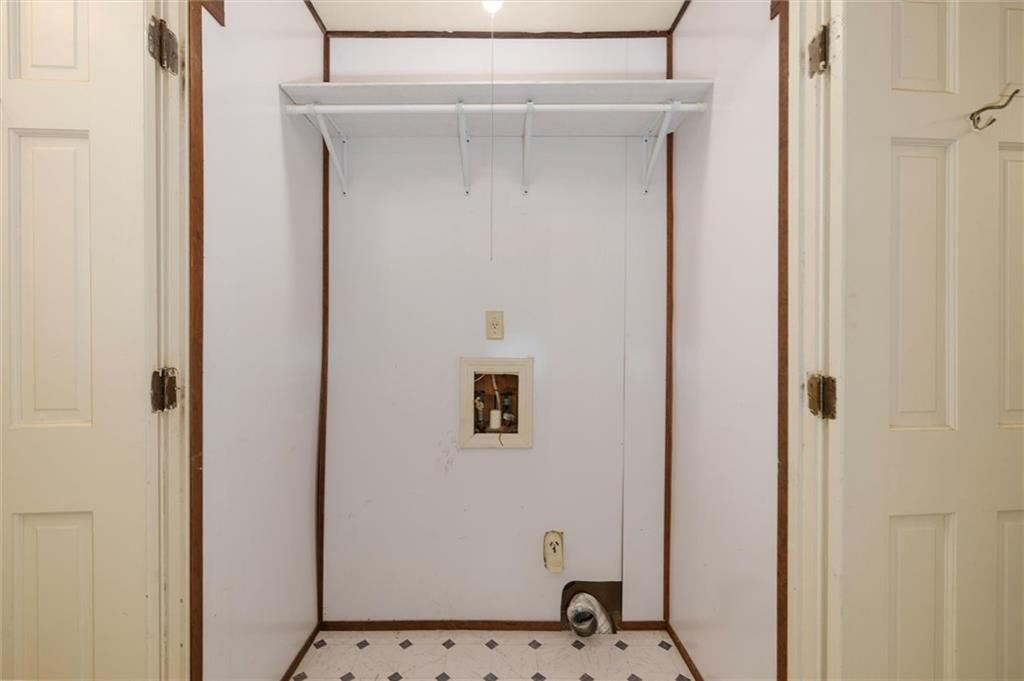 5416 Pheasant Run Smoke Rise, GA 30087 - Photo 20 of 47 a view of small space