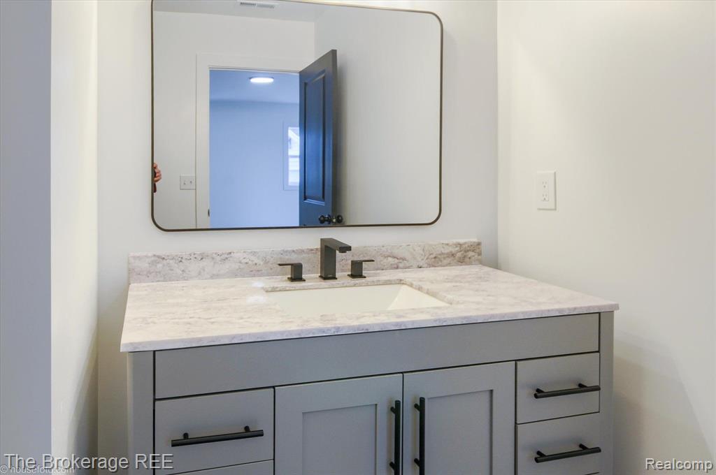 4507 North Belsay Road Flint, MI 48506 - Photo 25 of 35 Gallery Image 25