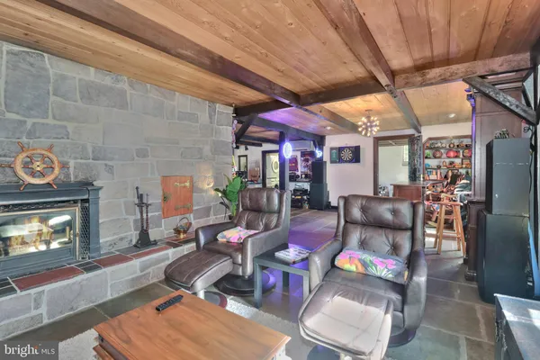 $1,250,000 | 713 Ardsley Court, Yardley, PA 19067