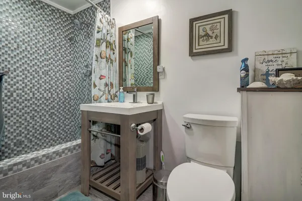 $1,250,000 | 713 Ardsley Court, Yardley, PA 19067