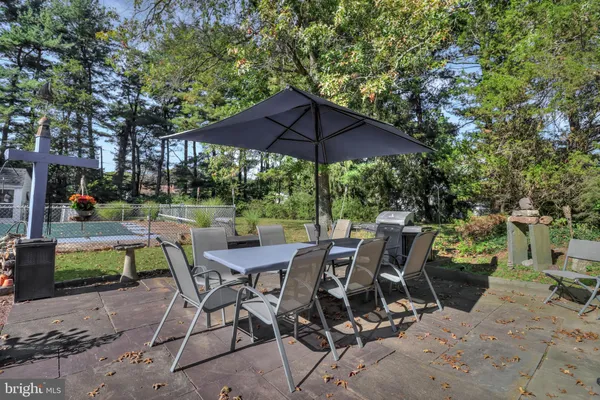 $1,250,000 | 713 Ardsley Court, Yardley, PA 19067