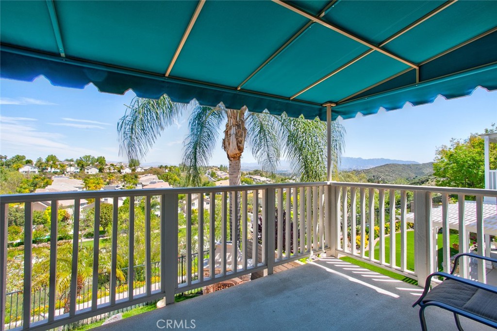 26211 Reade Place Stevenson Ranch, CA 91381 - Photo 21 of 42 a view of a balcony