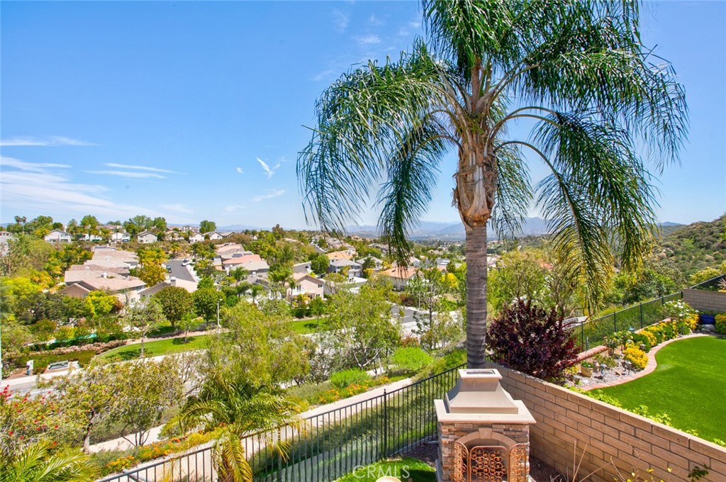 26211 Reade Place Stevenson Ranch, CA 91381 - Photo 22 of 42 a view of outdoor space