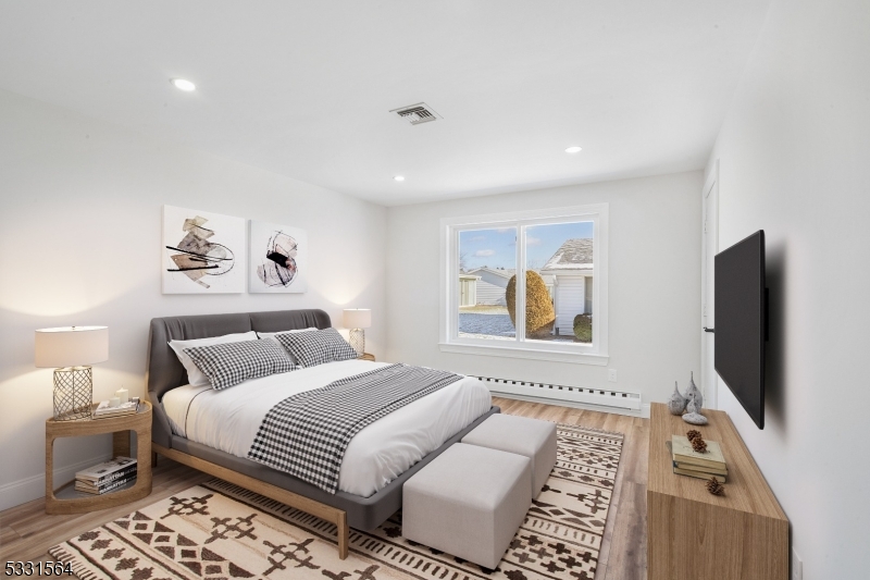 187 Newport Road Monroe Township, NJ 08831 - Photo 15 of 26