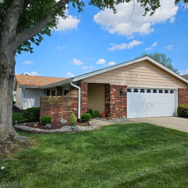 187 Newport Road Monroe Township, NJ 08831 - Photo 3 of 26