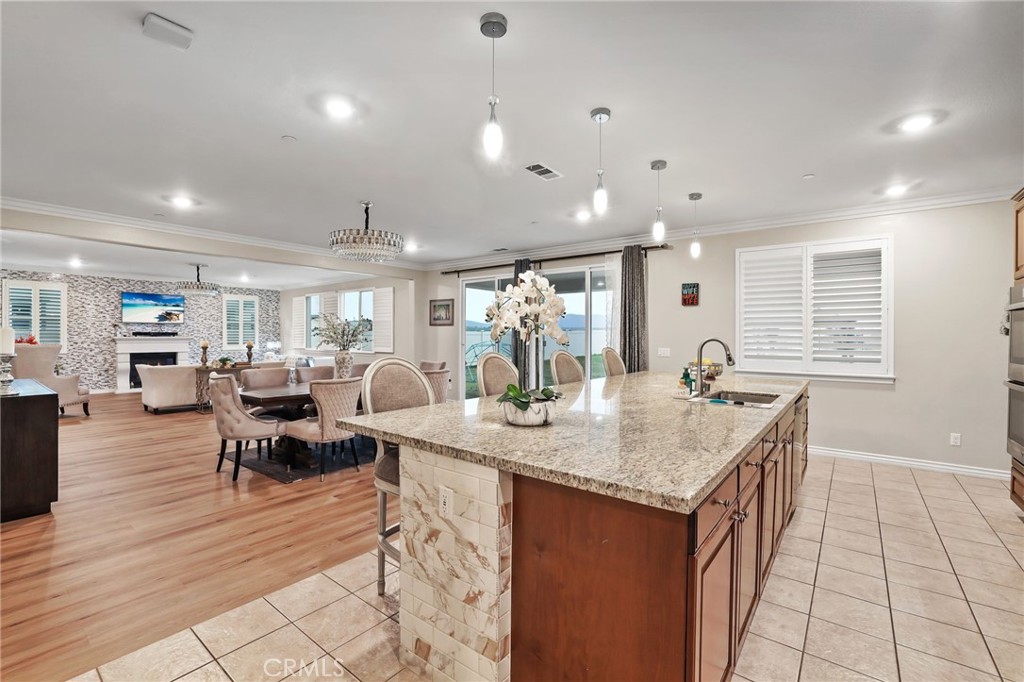 16483 Minneola Avenue Riverside, CA 92503 - Photo 12 of 32