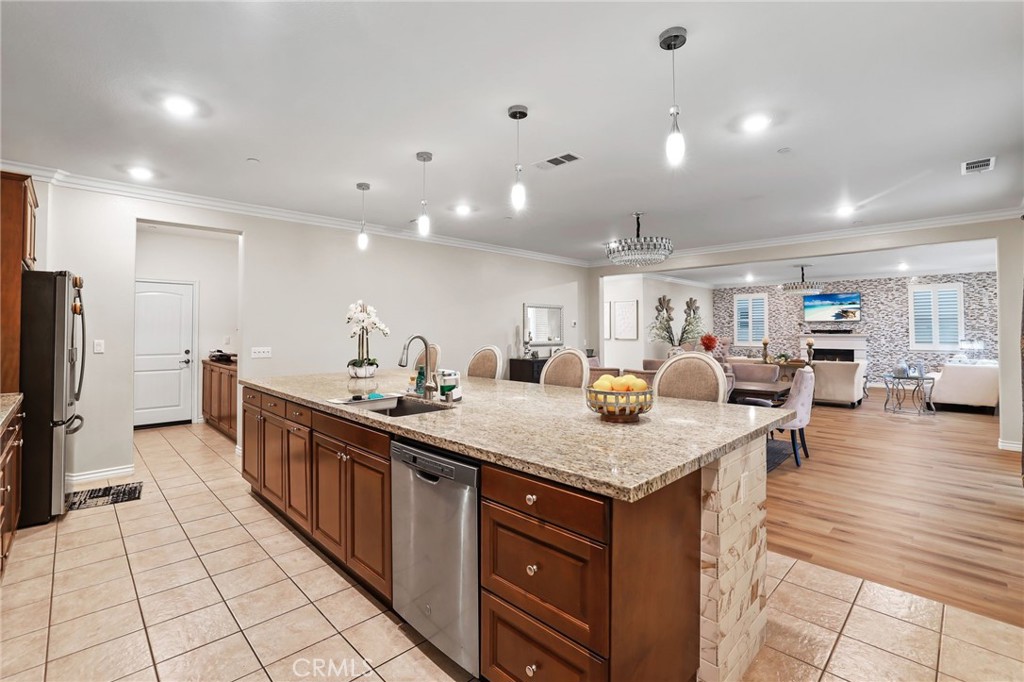 16483 Minneola Avenue Riverside, CA 92503 - Photo 13 of 32