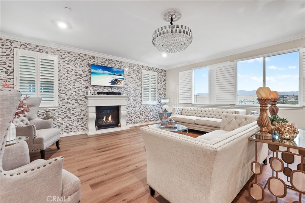 16483 Minneola Avenue Riverside, CA 92503 - Photo 5 of 32