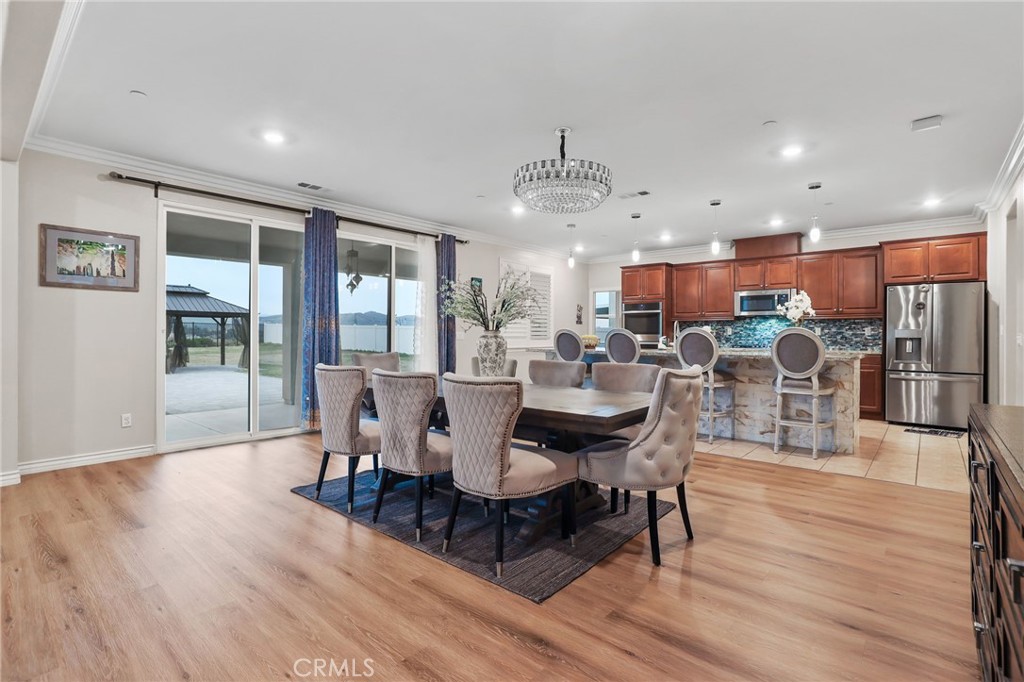 16483 Minneola Avenue Riverside, CA 92503 - Photo 8 of 32