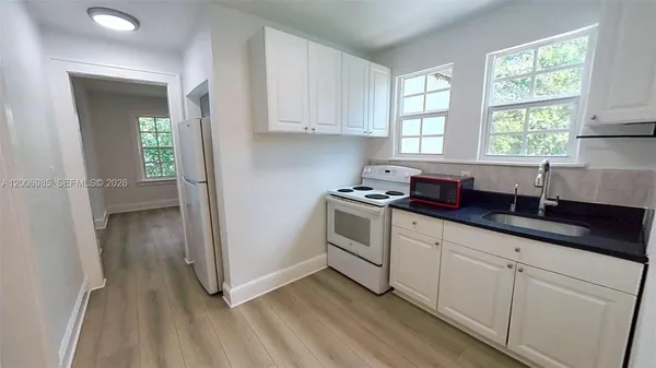 $1,900 | 8240 Northeast 3rd Avenue, Miami, FL 33138
