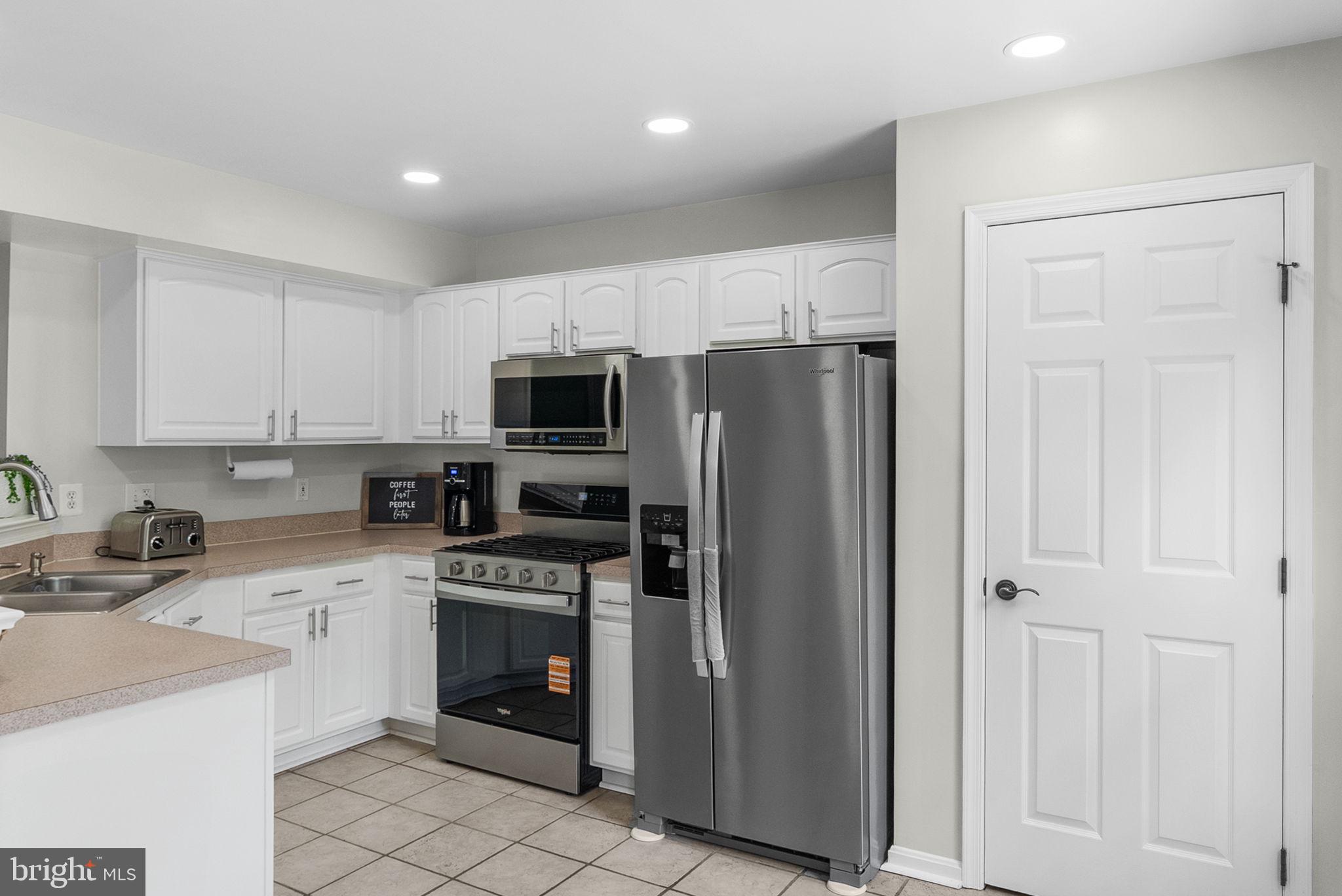 14365 Newbern Loop Gainesville, VA 20155 - Photo 19 of 59