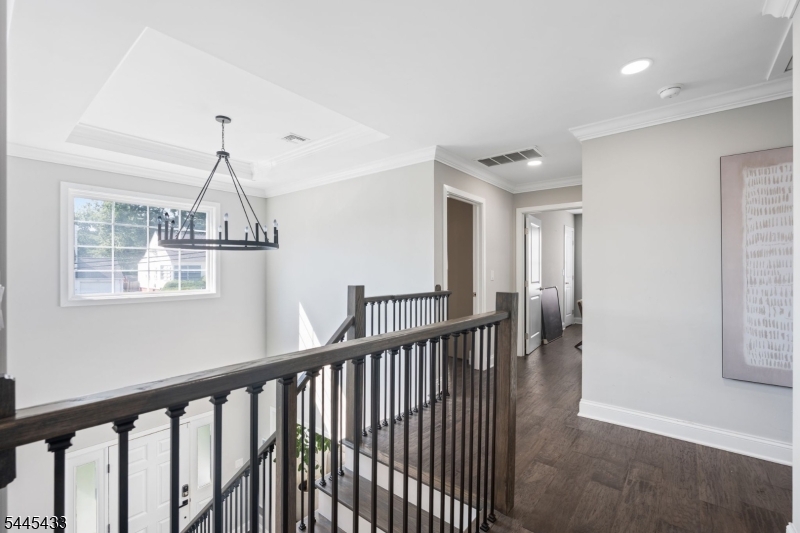 311 Martin Road Union, NJ 07083 - Photo 17 of 40