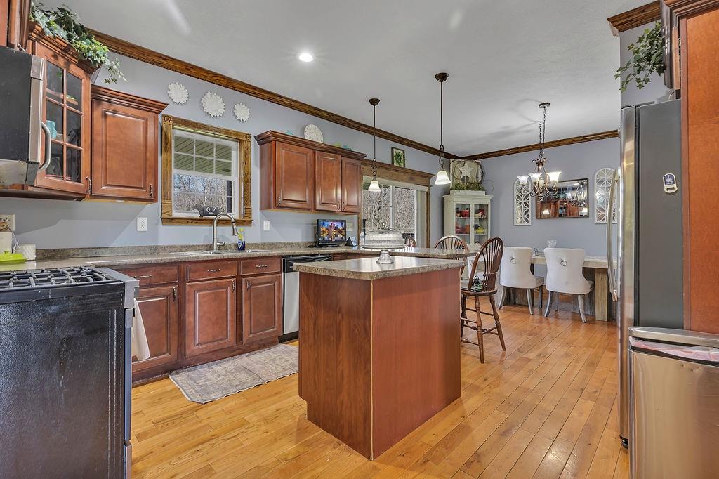 117 Salem Church Road Midland, PA 15059 - Photo 8 of 42