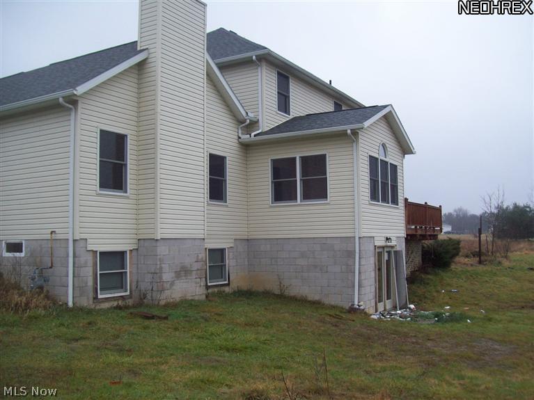 6645 Avon Lake Road Medina, OH 44256 - Photo 3 of 13