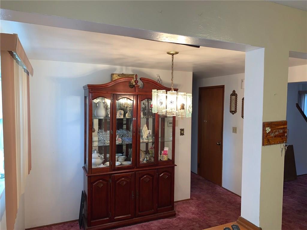 6813 Shannon Road Verona, PA 15147 - Photo 8 of 20 Gallery Image 8