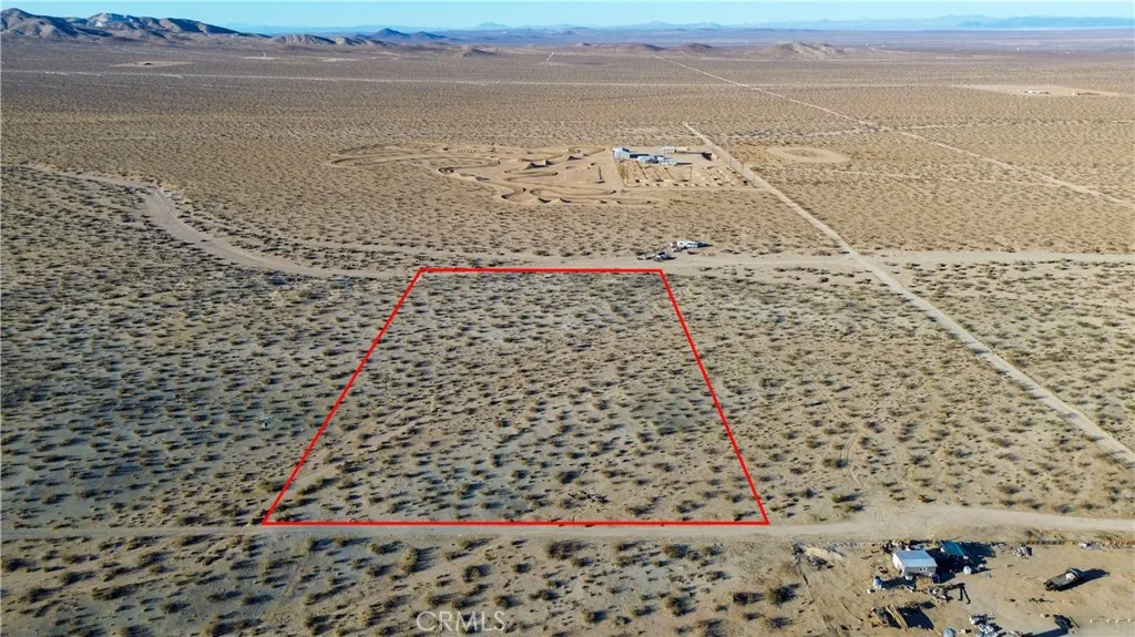 462 Pascal Adelanto, CA 92301 - Photo 3 of 12