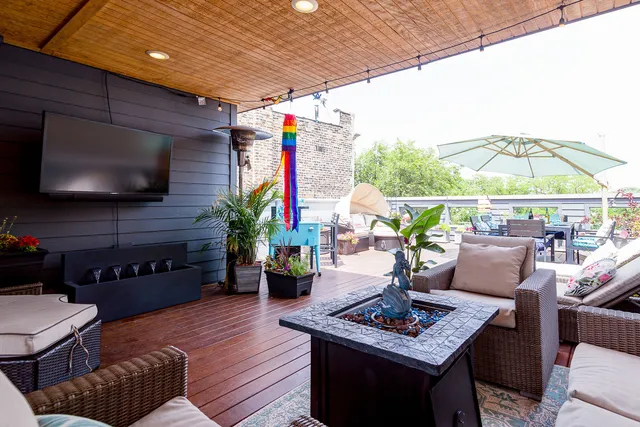 $1,499,999 | 2847 West Division Street, Chicago, IL 60622