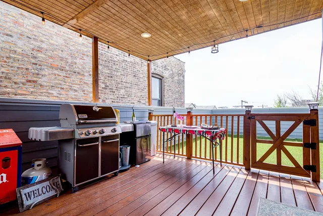 $1,499,999 | 2847 West Division Street, Chicago, IL 60622