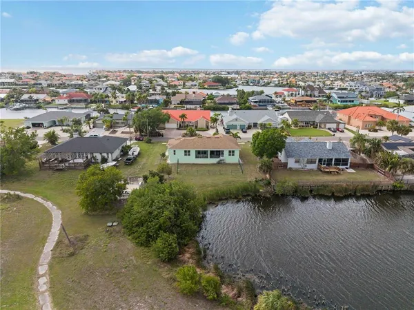 $555,000 | 834 Birdie Way, Apollo Beach, FL 33572