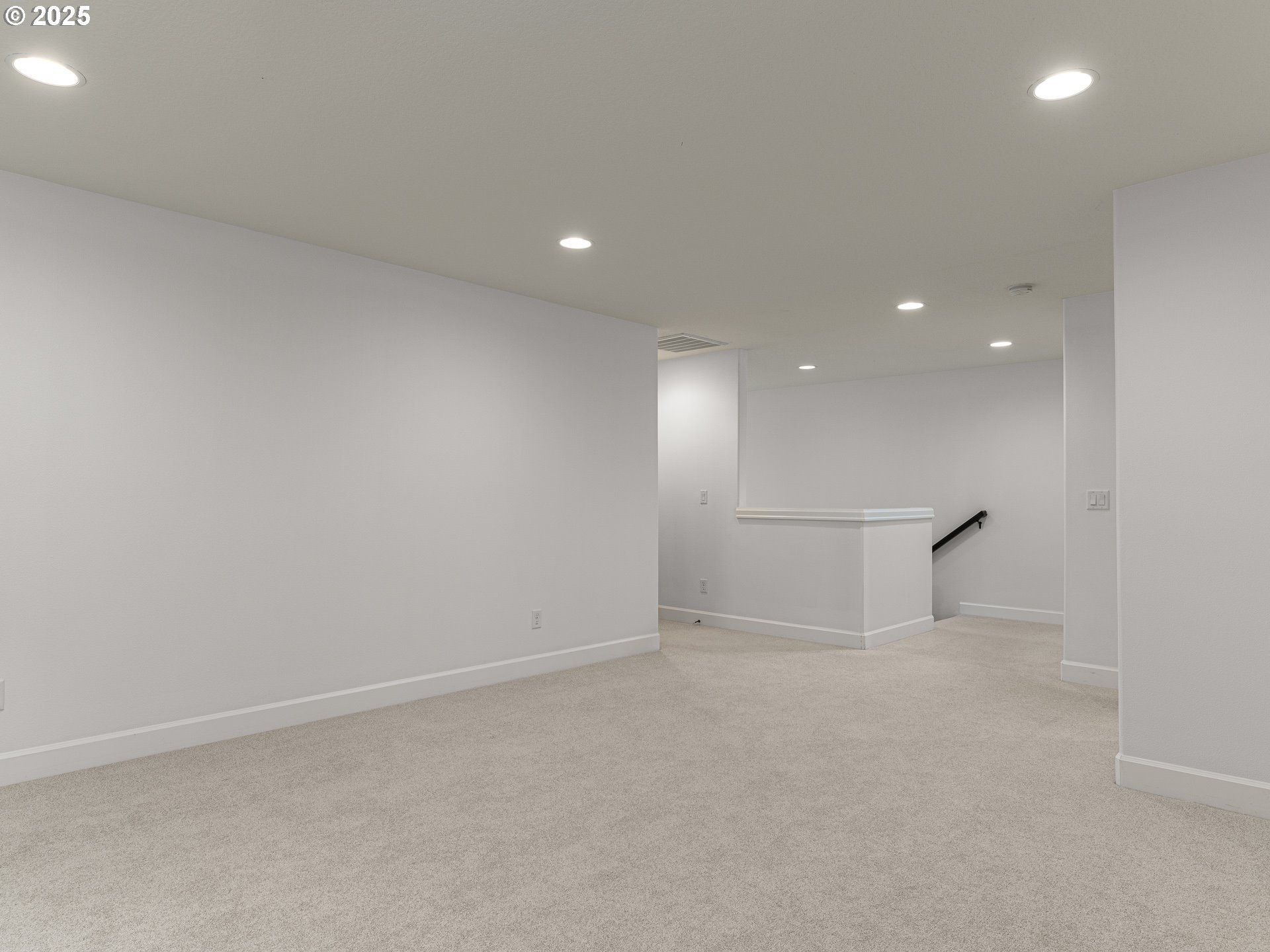 18706 Bryant Road Lake Oswego, OR 97034 - Photo 23 of 38 Bonus Room