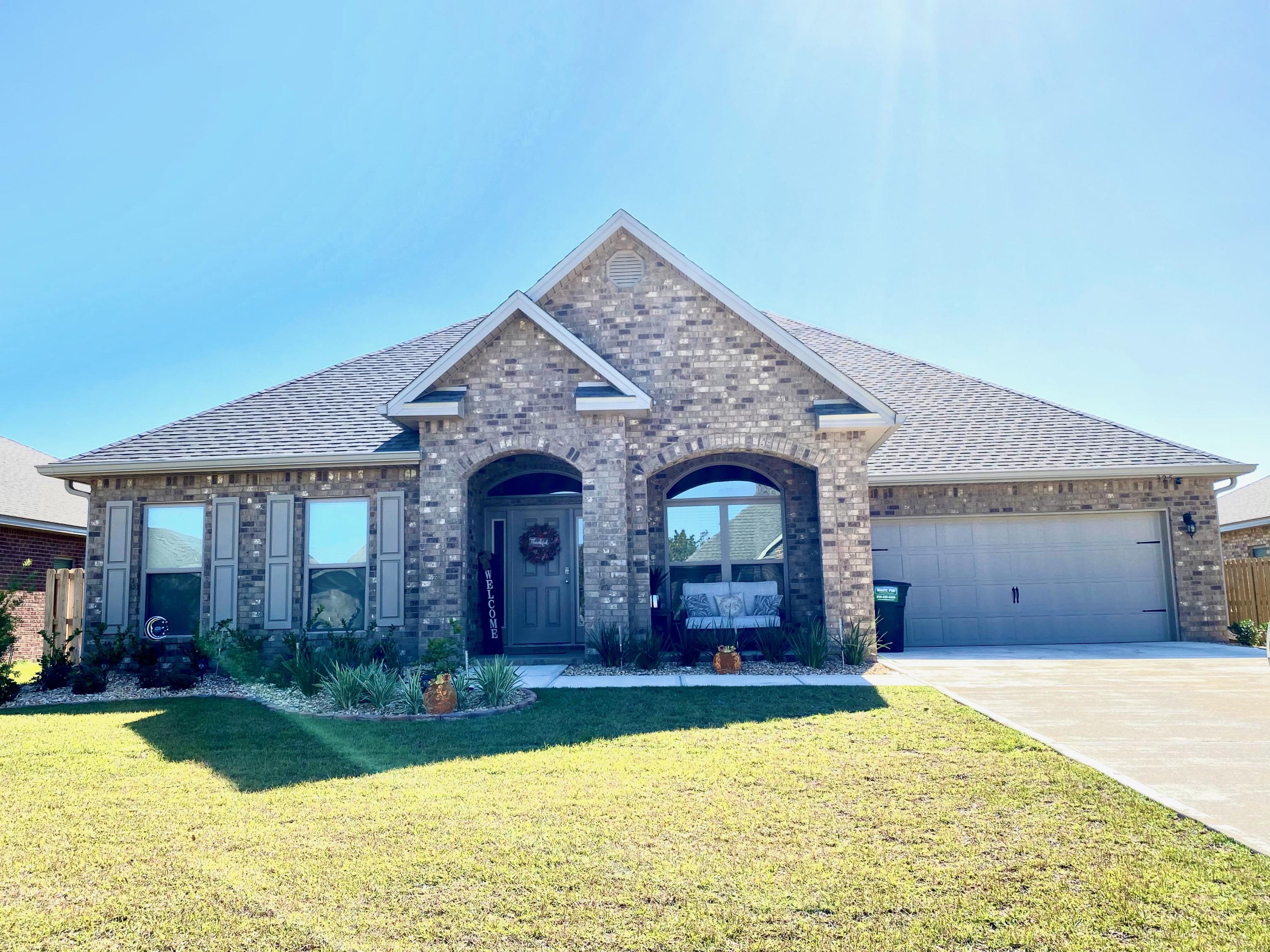 325 Merlin Court Crestview, FL 32539 - Photo 1 of 44 Gallery Image 1