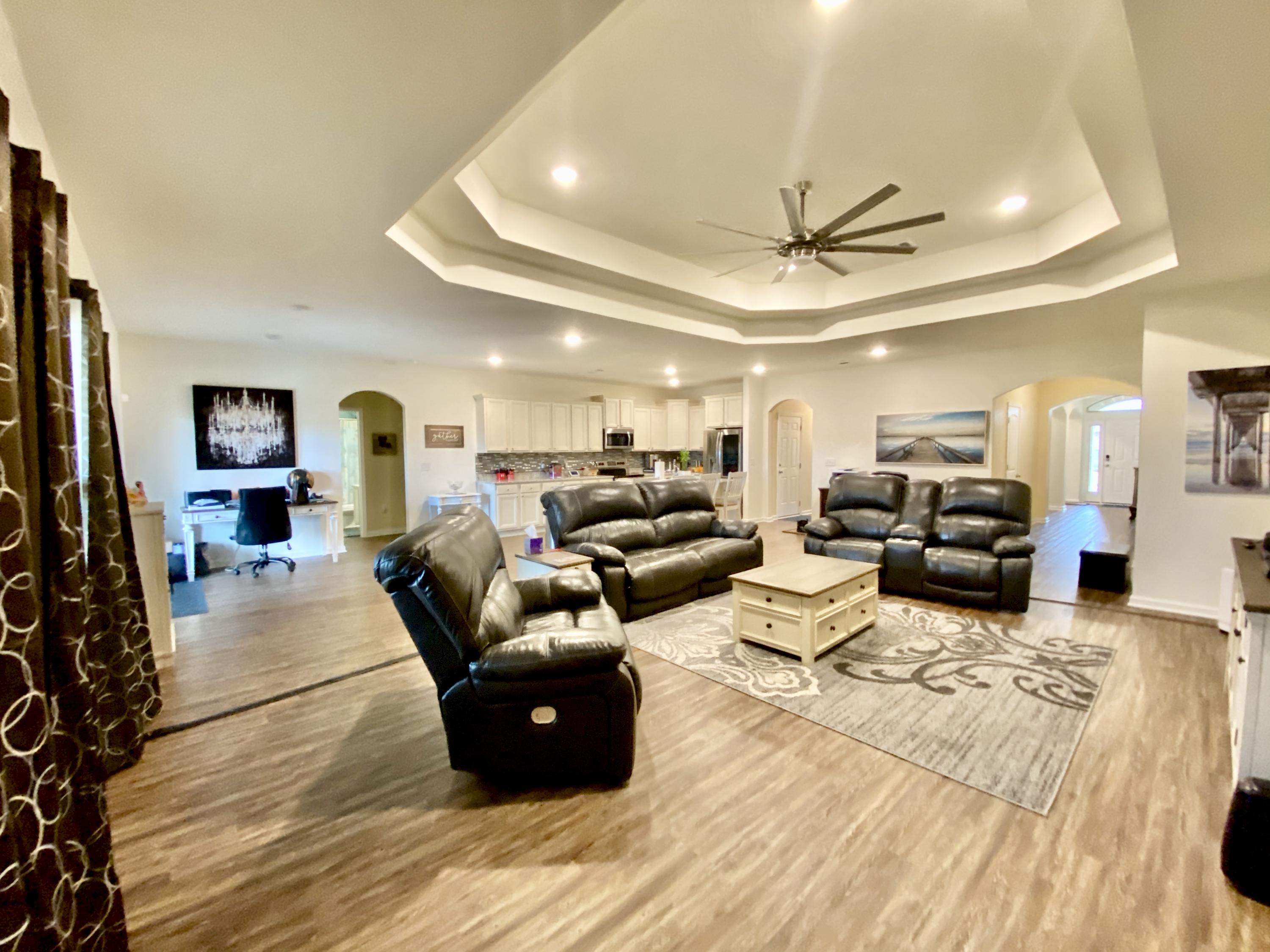 325 Merlin Court Crestview, FL 32539 - Photo 34 of 44 Gallery Image 34
