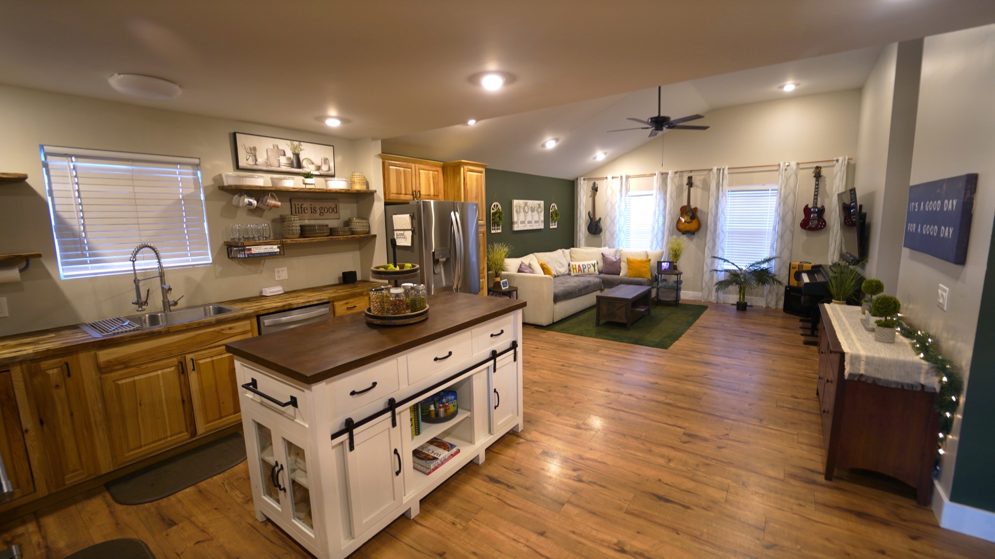 806 Calista Road White House, TN 37188 - Photo 3 of 19