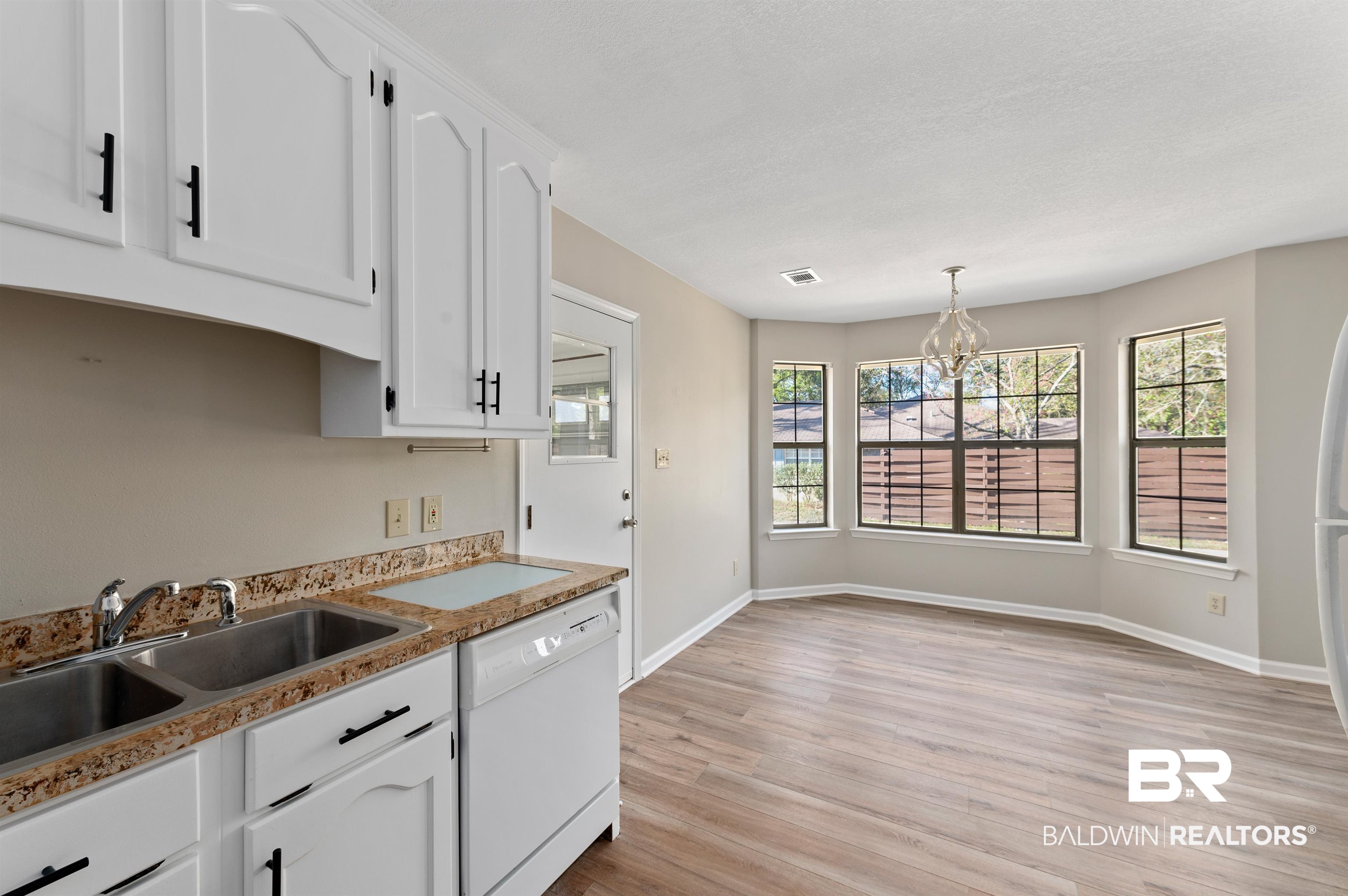 118 Spring Drive Fairhope, AL 36532 - Photo 12 of 39
