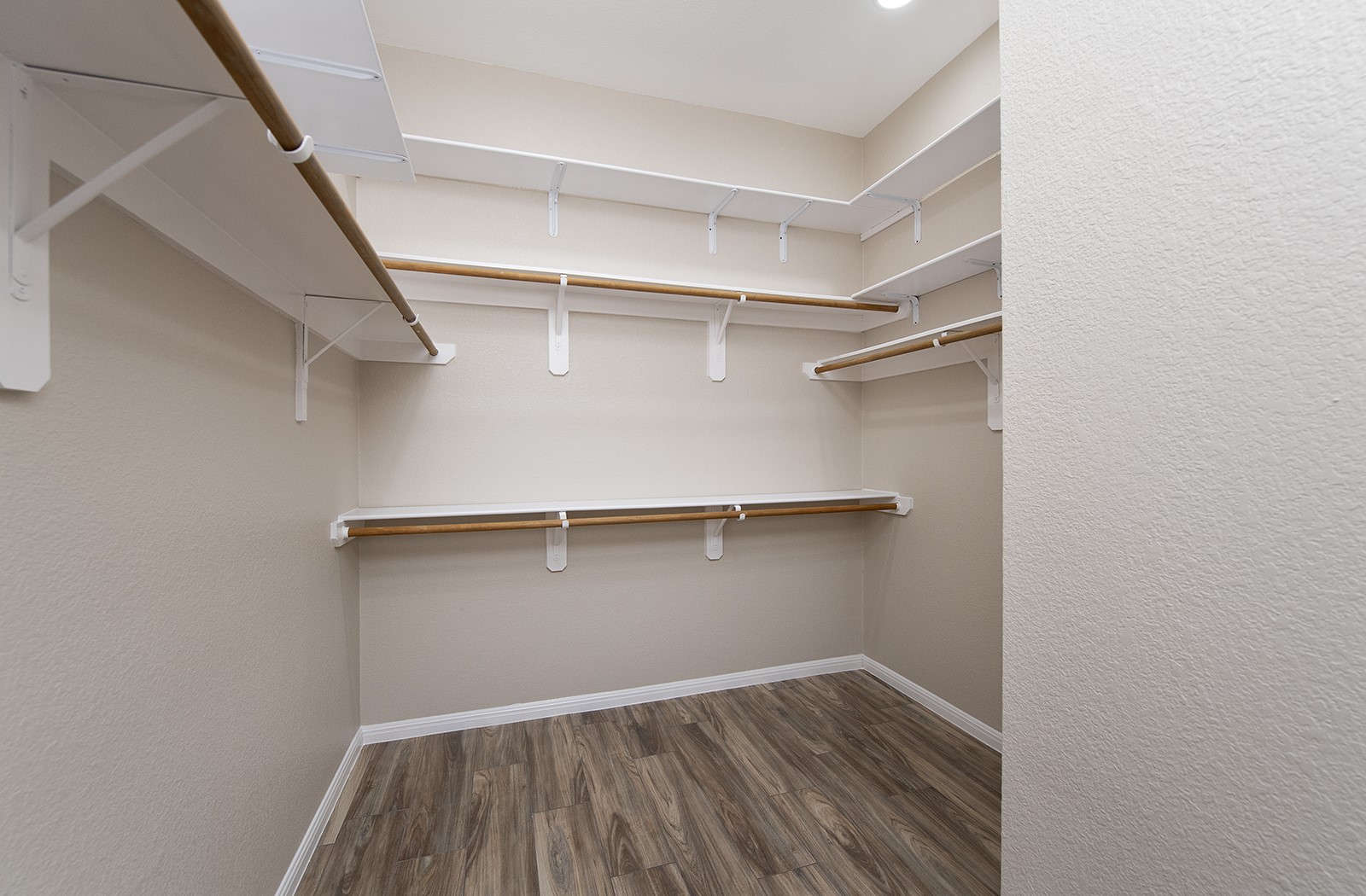 118 Chestnut Court Georgetown, TX 78633 - Photo 17 of 31 a view of an empty walk in closet