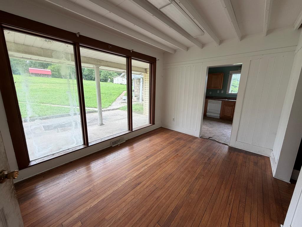 1569 Ritter Drive Daniels, WV 25832 - Photo 29 of 49 Gallery Image 29