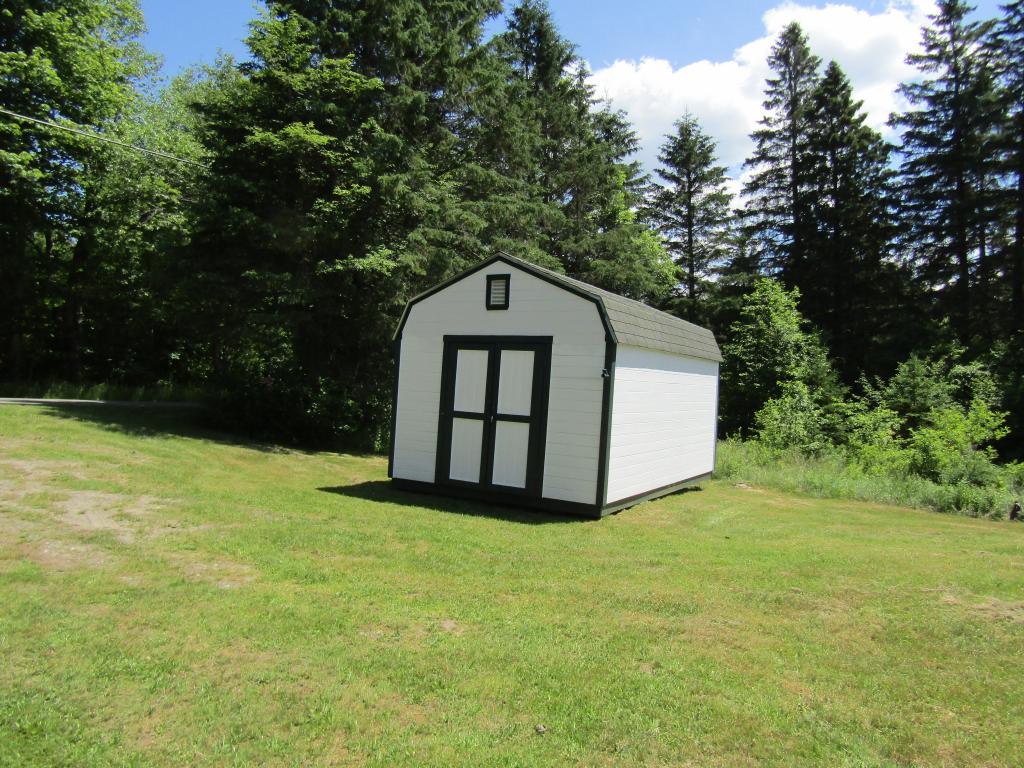 188 East Colebrook Road Colebrook, NH 03576 - Photo 5 of 19