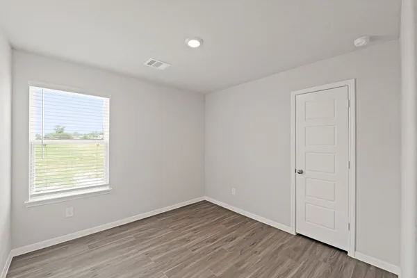 $259,990 | 2202 Thorpe Grv Court, Houston, TX 77090
