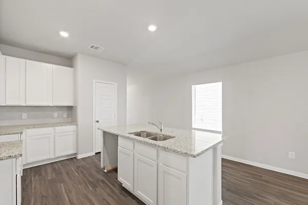 $259,990 | 2202 Thorpe Grv Court, Houston, TX 77090