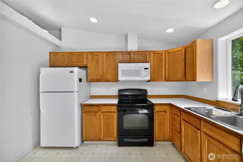 $420,000 | 744 Summerset Way, Sedro-Woolley, WA 98284