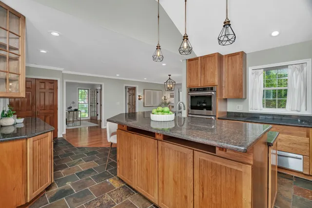 $695,000 | 336 Brooklea Court, Naperville, IL 60565