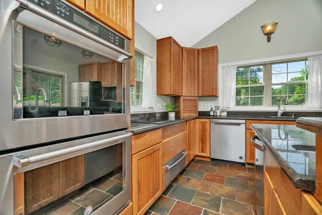 $695,000 | 336 Brooklea Court, Naperville, IL 60565