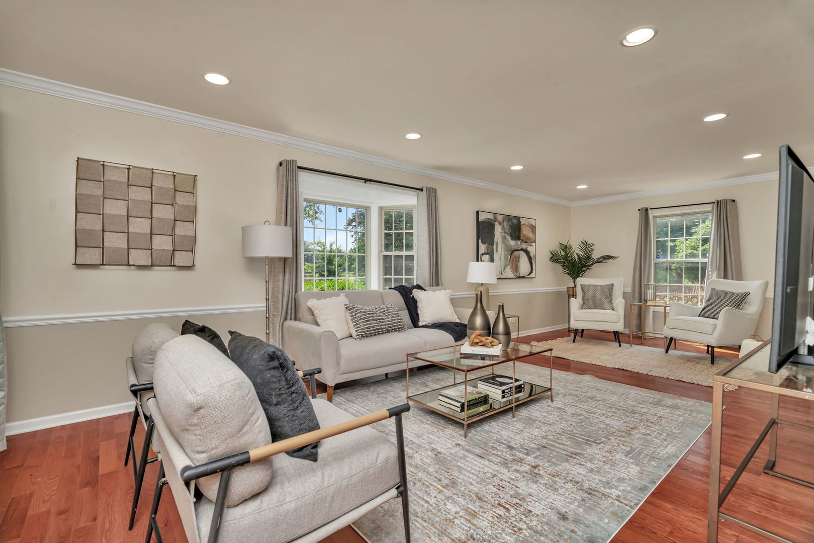 336 Brooklea Court Naperville, IL 60565 - Photo 8 of 39 a living room with furniture rug and window