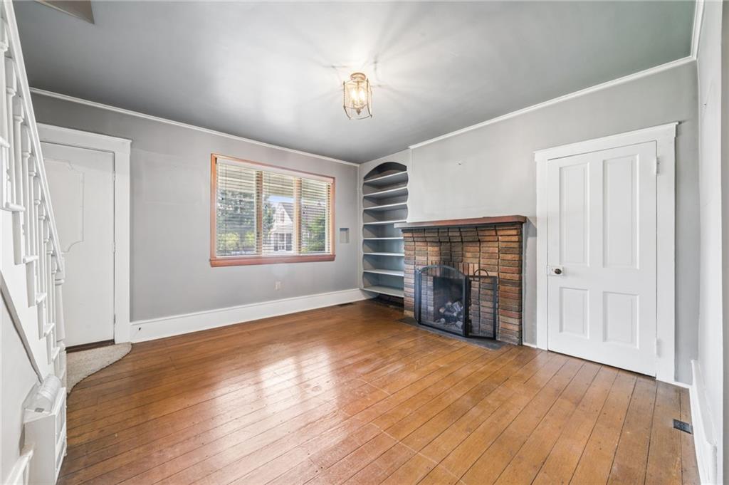 127 Carmichaels Street Rices Landing, PA 15357 - Photo 4 of 35