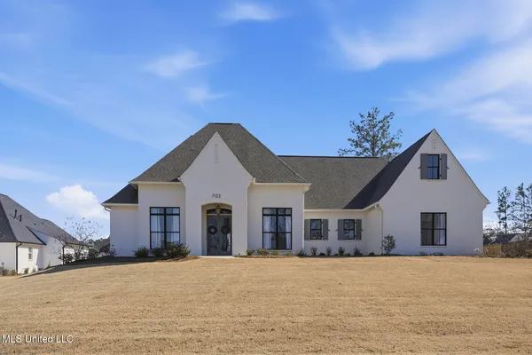 $979,000 | 703 Ivywood Court, Madison, MS 39110