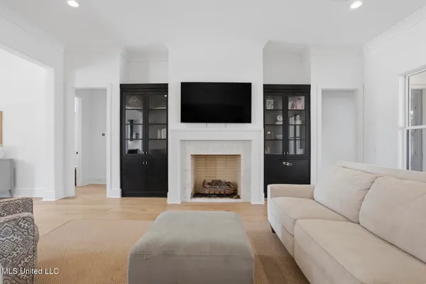 $979,000 | 703 Ivywood Court, Madison, MS 39110