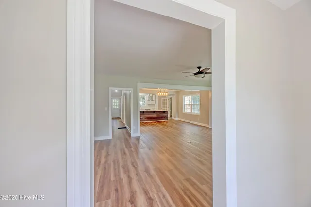 $327,500 | 513 East Main Street, Wallace, NC 28466