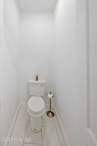 $327,500 | 513 East Main Street, Wallace, NC 28466