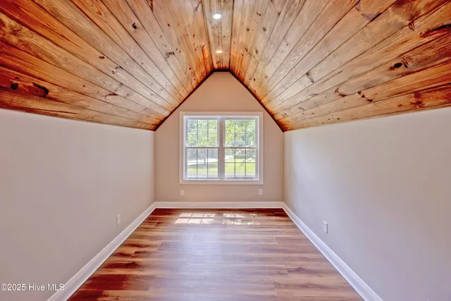 $327,500 | 513 East Main Street, Wallace, NC 28466