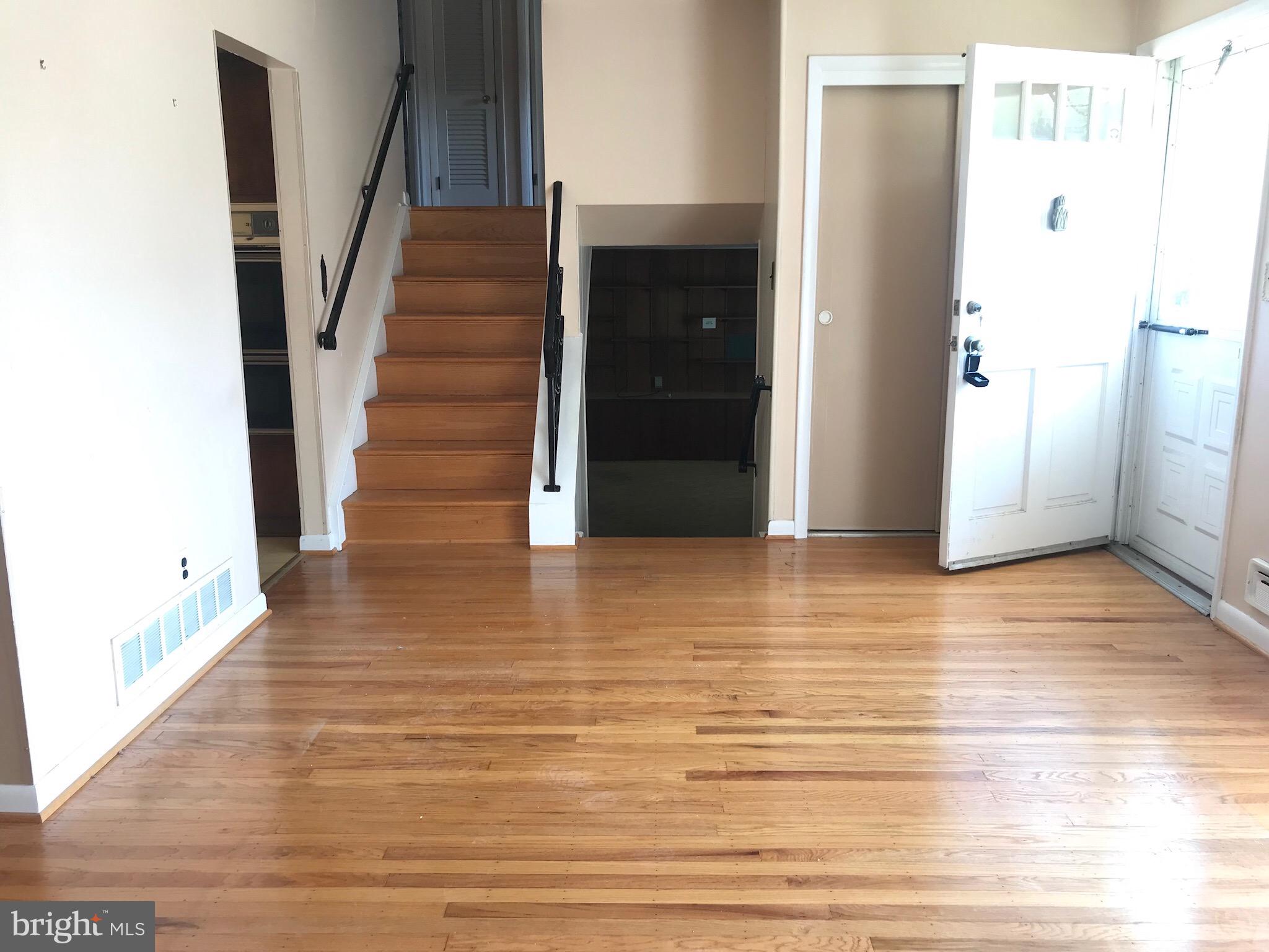 16 Randy Road Glendora, NJ 08029 - Photo 5 of 41 Gallery Image 5