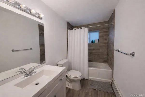 $3,175 | 2-7 Lambert Avenue, Farmingdale, NY 11735